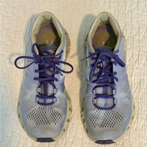 On Running Women's Cloud X Lavender/Ice Size 6